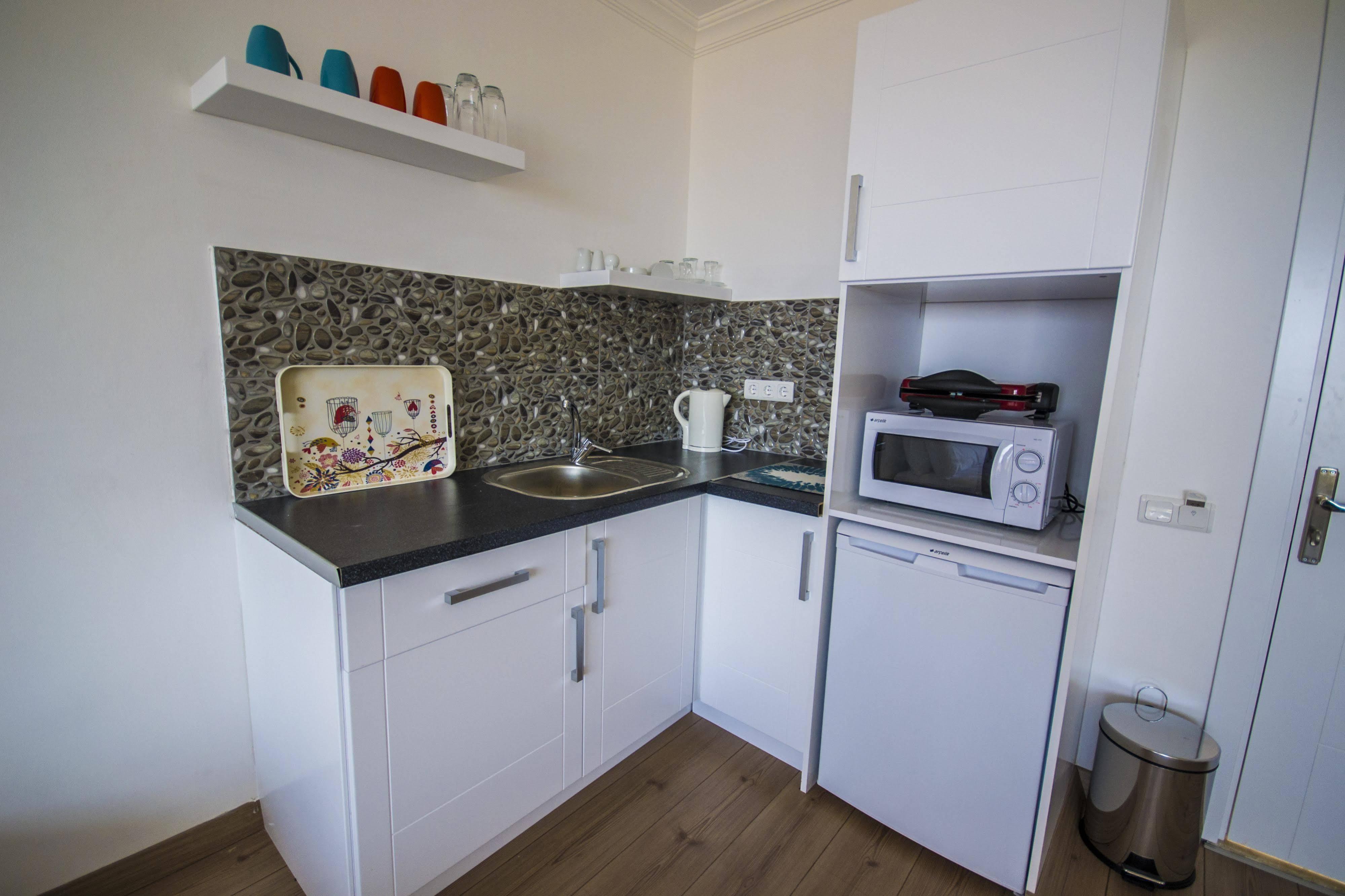 Kelebek Studio Apartments Kalkan Esterno foto